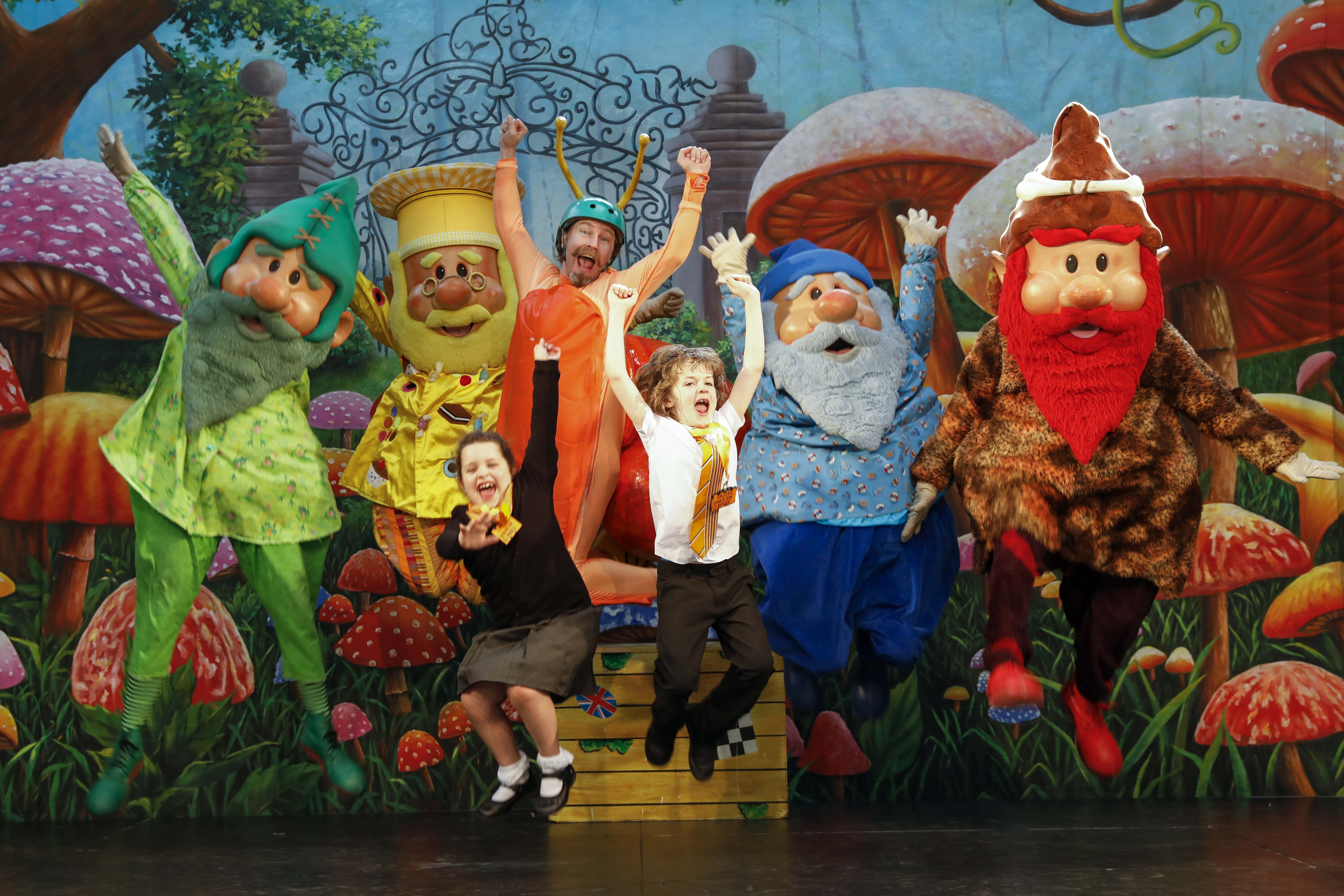  We worked with MetroCentre to provide a fun-packed Easter show with the Metrognomes!