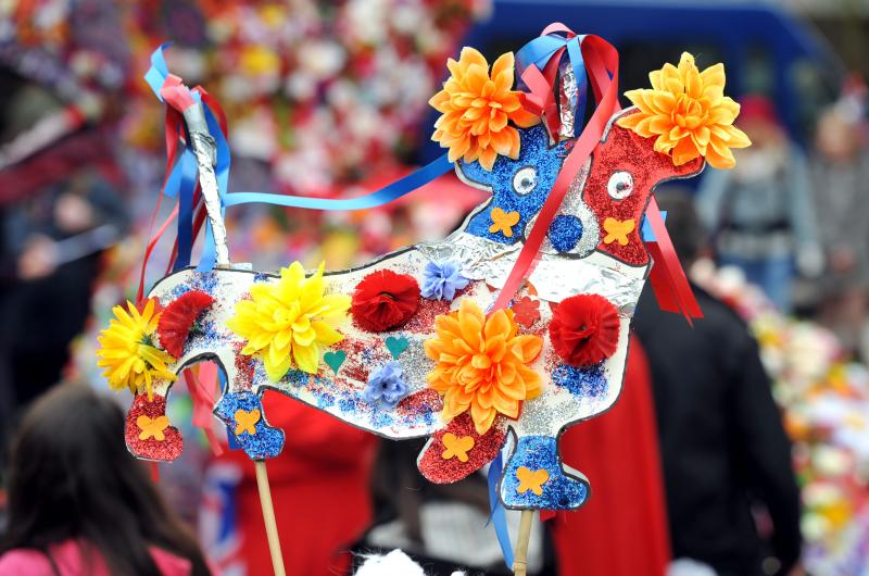 Our fantastic team can create new arts and crafts activities to suit the theme of your carnival.