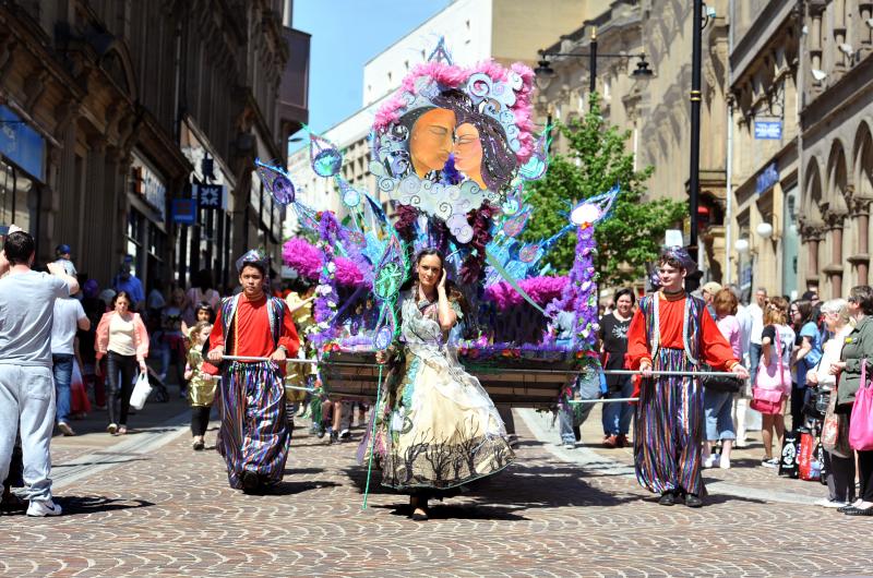 For many years we have worked with Bradford Council to provide the spectacular Lord Mayor's Carnival Parade.