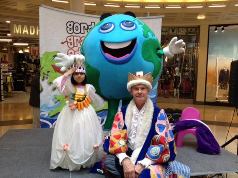 Q20-created 'Gordon the Globe' is Intu Uxbridge's mascot - we still perform with him lots!